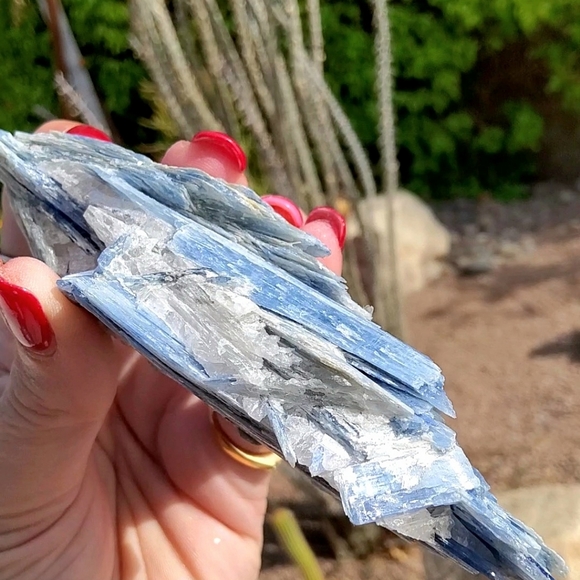 Beautiful Brazilian Blue Kyanite with Quartz Inclusions - Picture 7 of 12